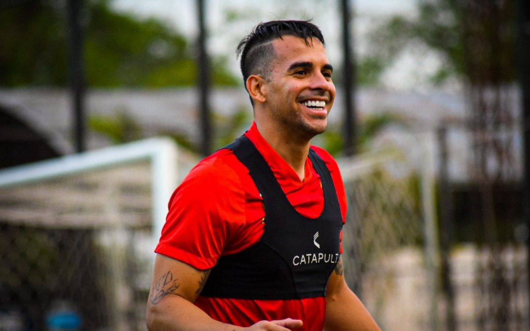 ¡Oficial! Javier Báez es nuevo jugador del Ciclón de Barrio Obrero