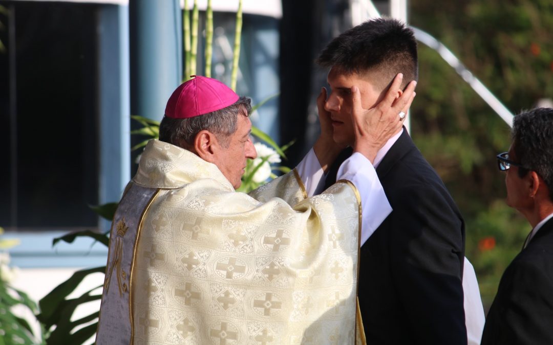 Misa central de Caacupé: José Zaván, testimonio del milagro, caminó hasta el altar