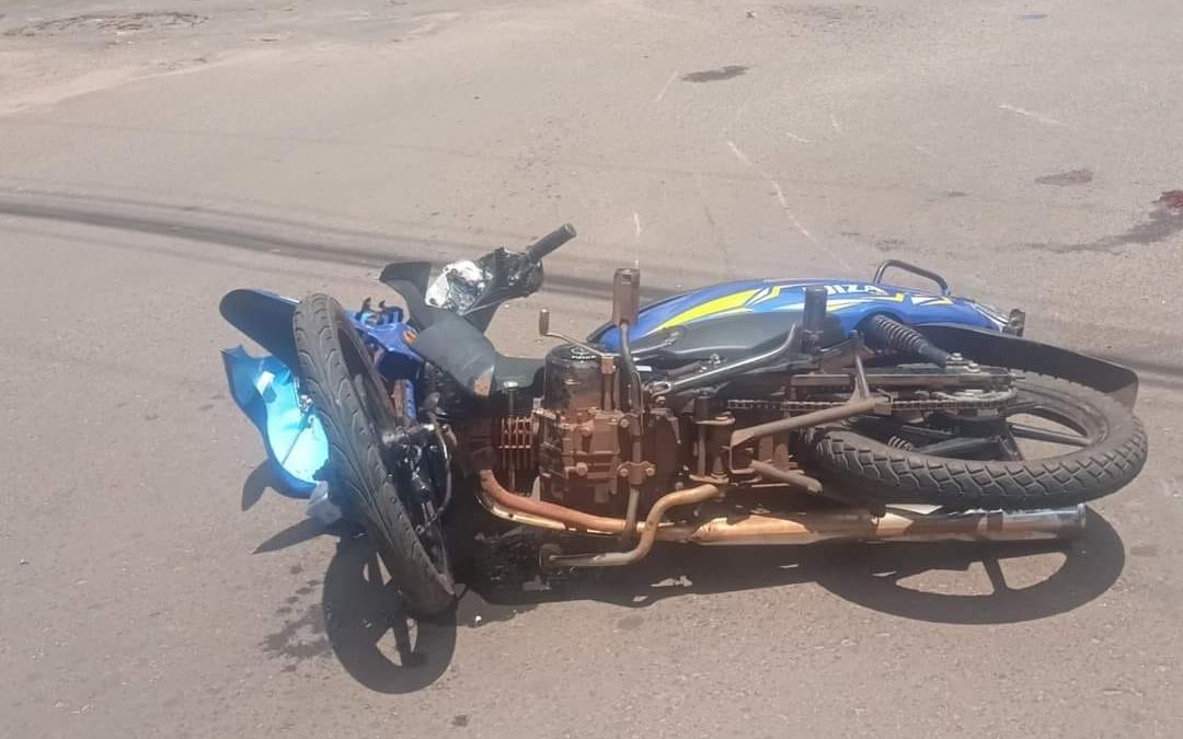 Menores de 16 y 17 años mueren en choque de motos en PJC