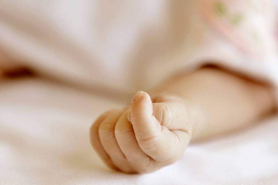 ¡Terrible! Bebé de 1 año murió presuntamente golpeada por su padrastro