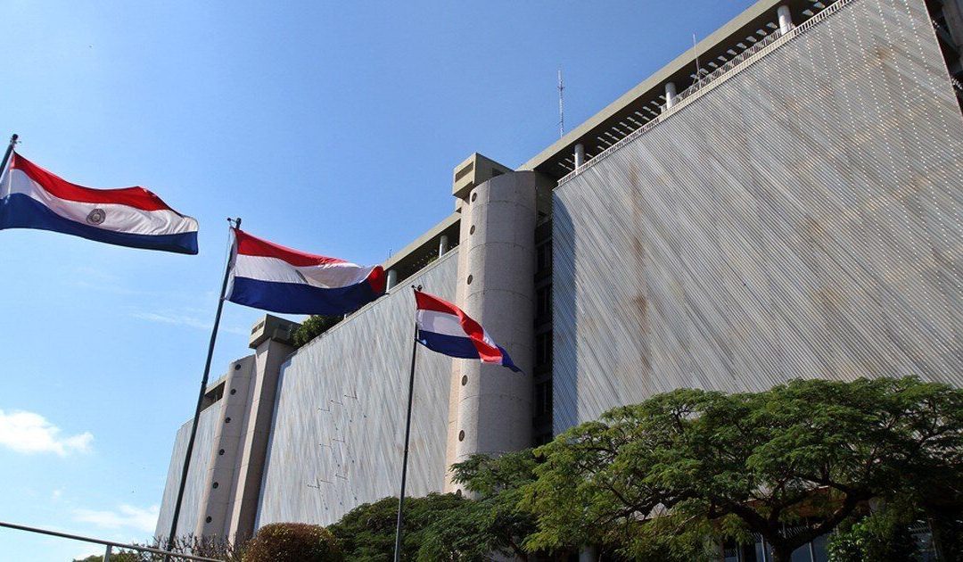 Informe destaca que servicios, la manufactura y la ganadería dinamizaron la economía del país