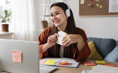 UNIBE te ofrece la modalidad a distancia, la opción para estudiar en la actualidad