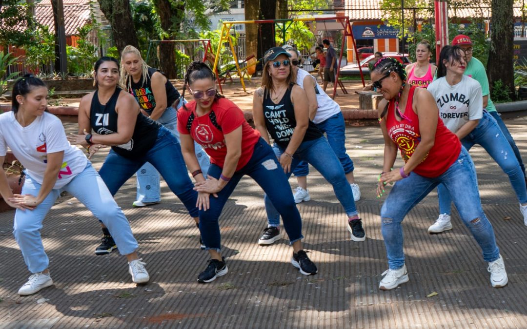 Zumba Mujer: celebración en ritmo y alegría por el Día de la Mujer