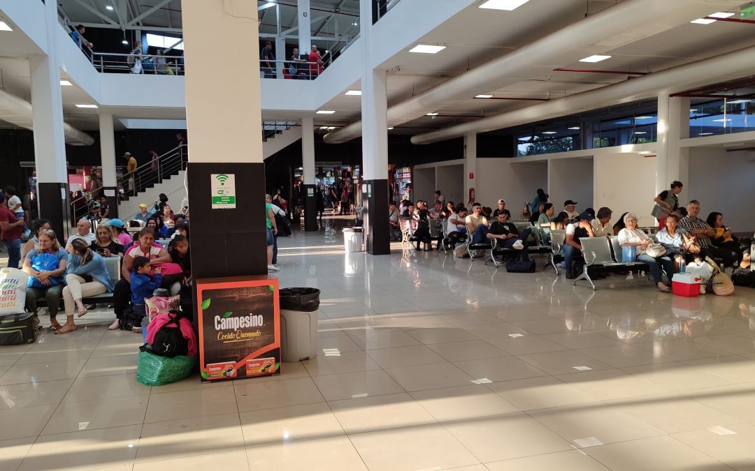 Estación de Buses: inicia éxodo de viajeros por Semana Santa