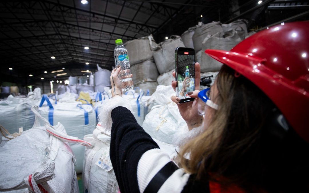 Coca-Cola Paresa promueve actividades amigables por el día mundial del reciclaje