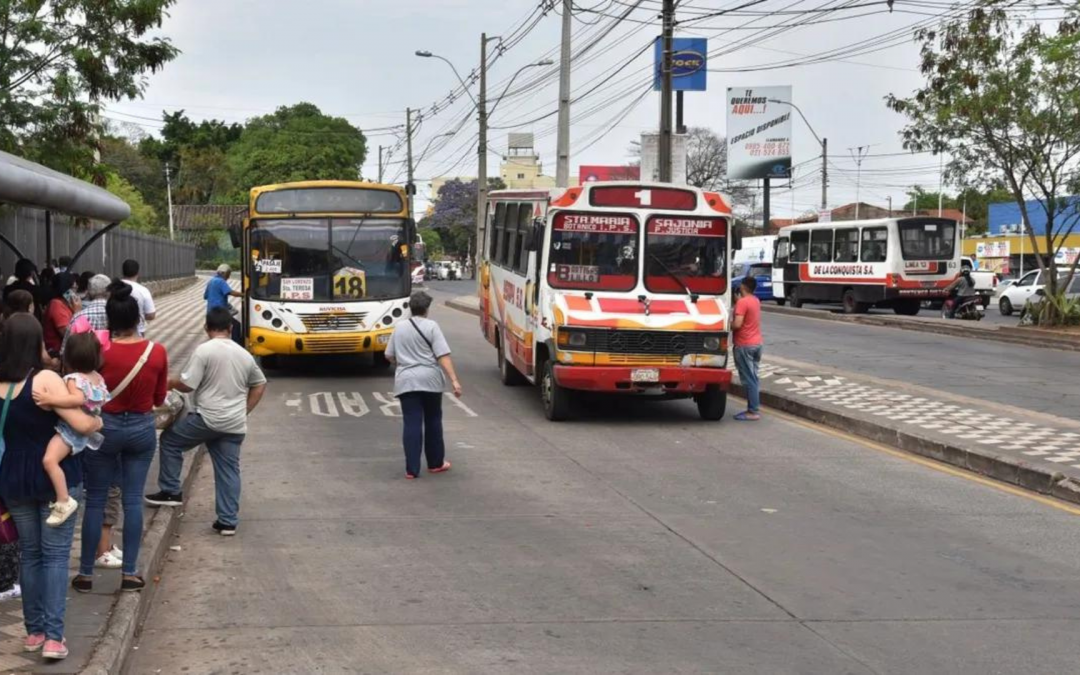 Gobierno y transportistas llegan a un consenso: levantan paro programado