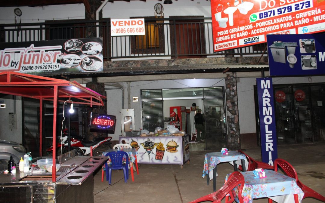 Lomitos, hamburguesas y cocaína: Senad allanó “narco-lomitería”