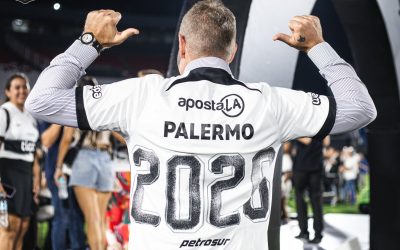 Tras coronarse campeón, Olimpia renueva con El Titán hasta el 2026