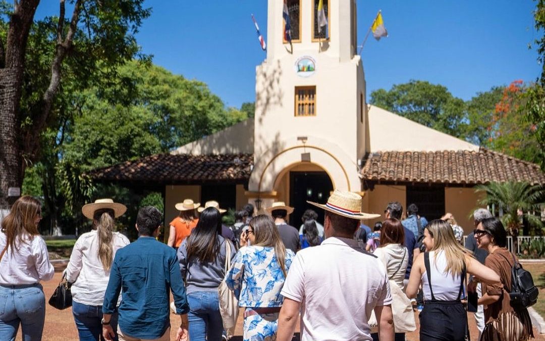 Participantes de Felaban recorrieron cada rincón del país de la mano de Ueno Bank