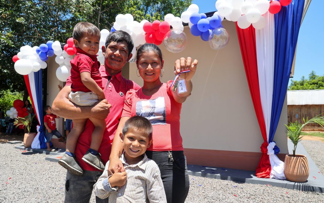 Canindeyú: comunidades indígenas reciben 257 viviendas