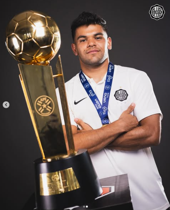 El futbolista del Olimpia, Rodney Redes, habló de su gran año con el Decano