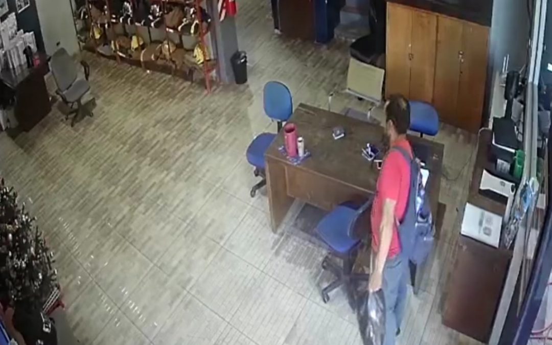 Roban celular de emergencias del cuartel de bomberos de Ypané