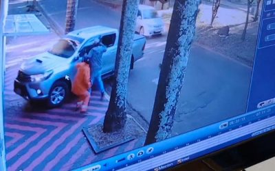 Violento asalto a cambista en Encarnación: delincuentes se alzan con USD 10 mil