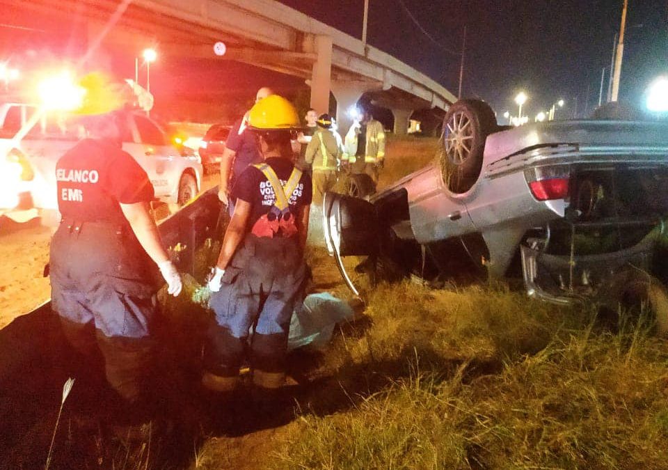 Limpio: conductor ebrio vuelca y provoca muerte de su acompañante