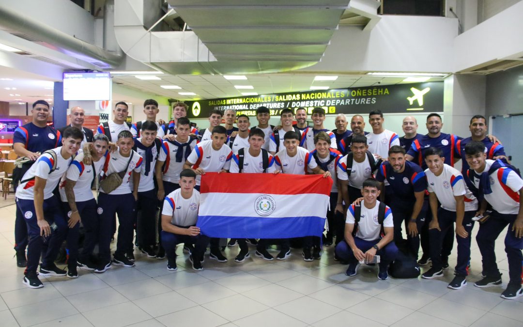 Sudamericano Sub 20: La Albirroja partió rumbo a Venezuela