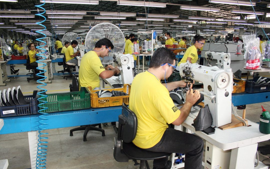 No hay intención de eliminar el salario mínimo, afirmó Ministerio de Trabajo