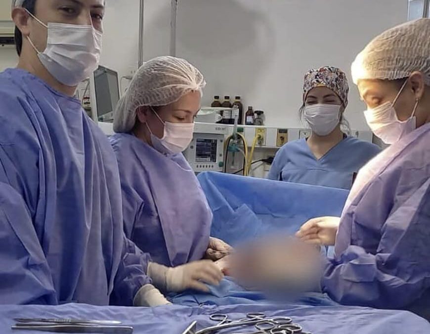 Extirpan un tumor de más de tres kilos a paciente embarazada