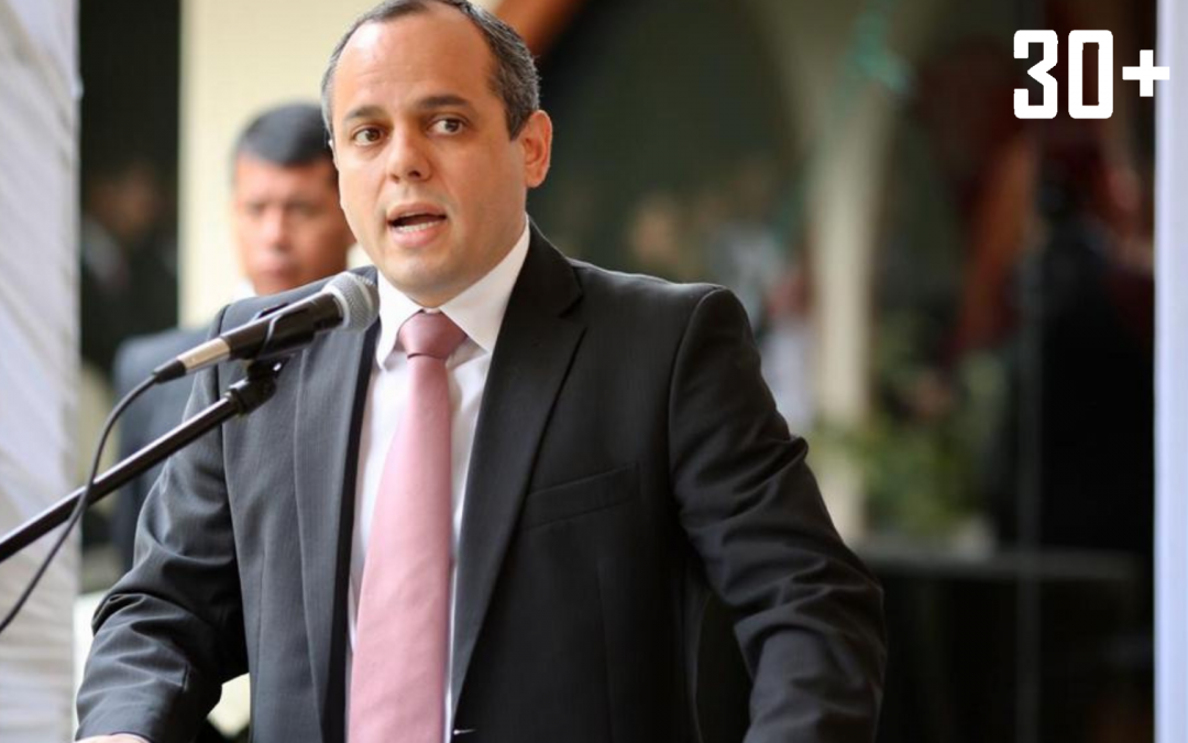 Cumbre de Poderes delinea hoja de ruta contra la corrupción, afirmó el contralor