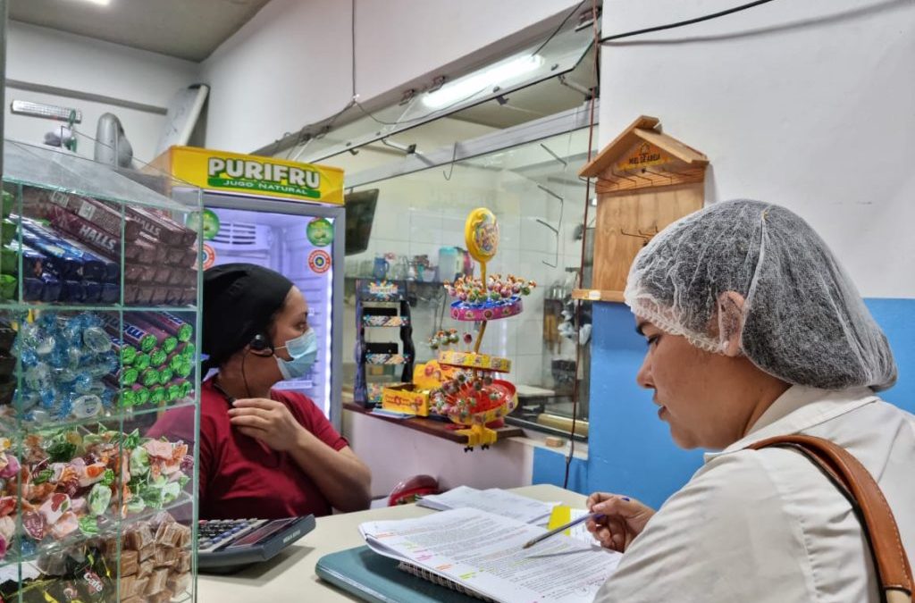 Tras inicio de clases, anuncian controles en cantinas escolares