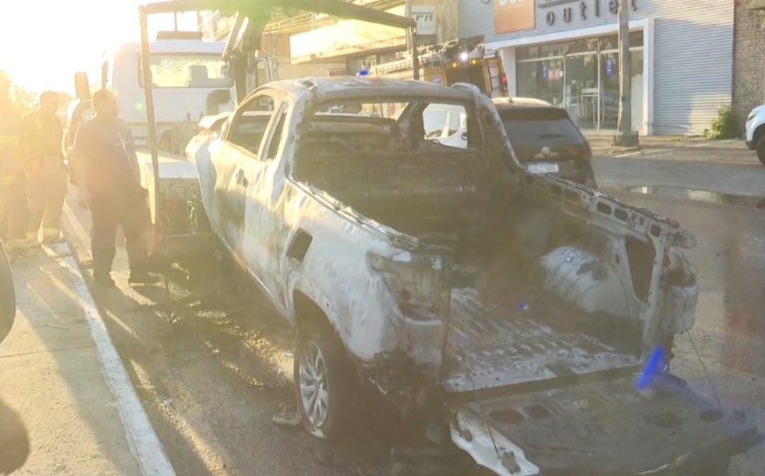 Vehículo se incendió sobre la avenida Eusebio Ayala