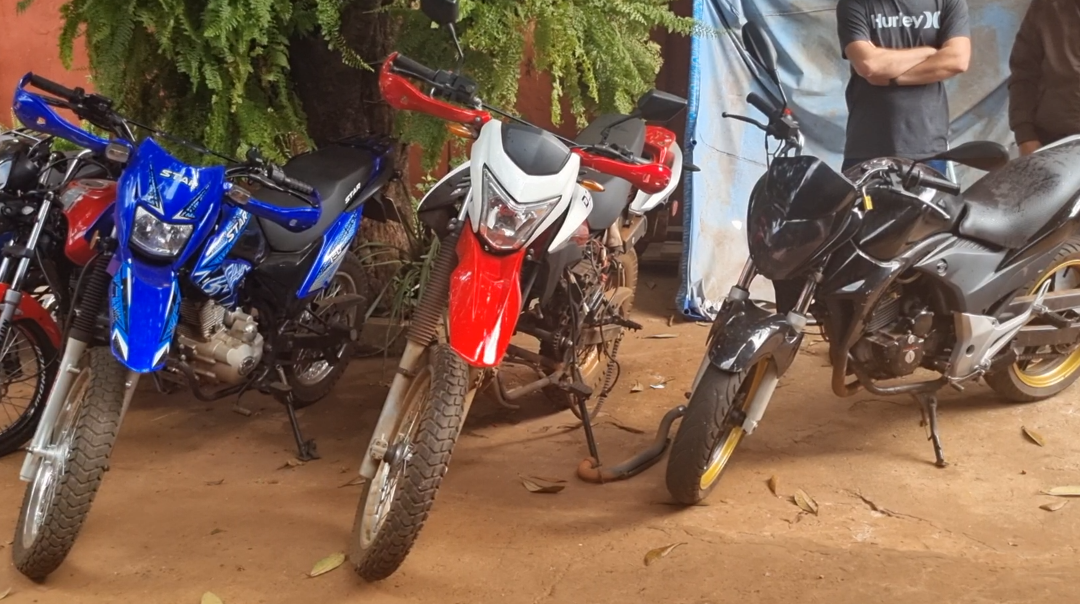 Mediante GPS, recuperan moto robada y desmantelan un desarmadero