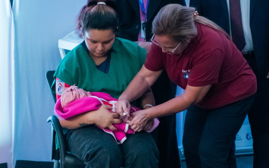 Presentan inmunización con nirsevimab para la prevención de VRS en recién nacidos