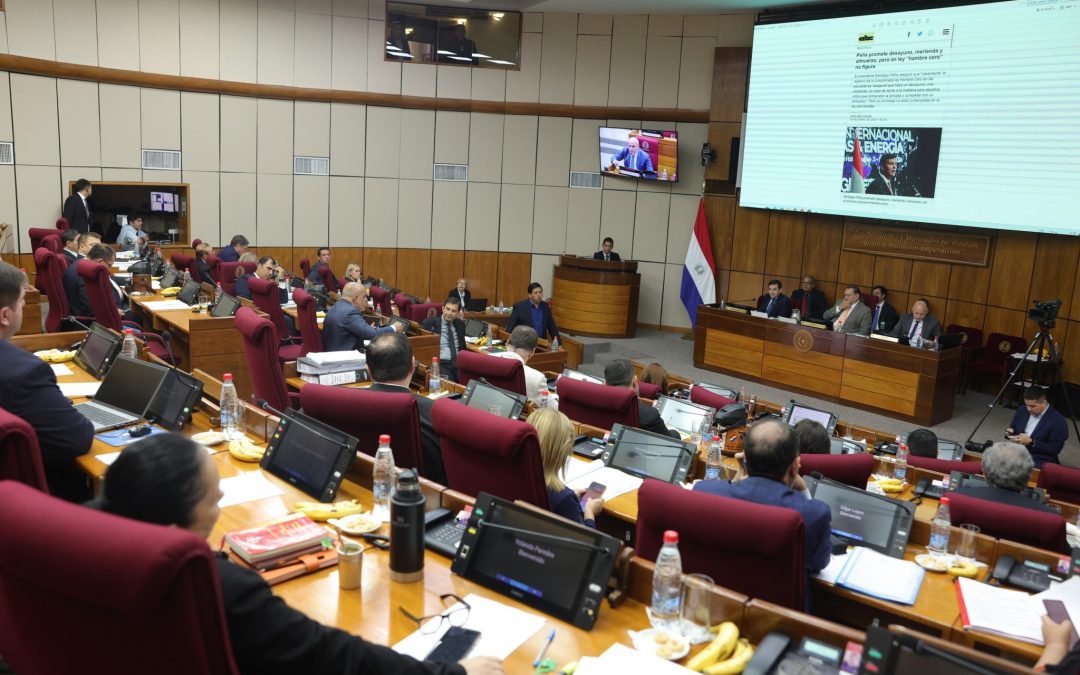 Solicitan que jueces que absolvieron a docente acosador sean investigados