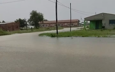 Refuerzan la asistencia a familias afectadas por inundaciones en el Chaco