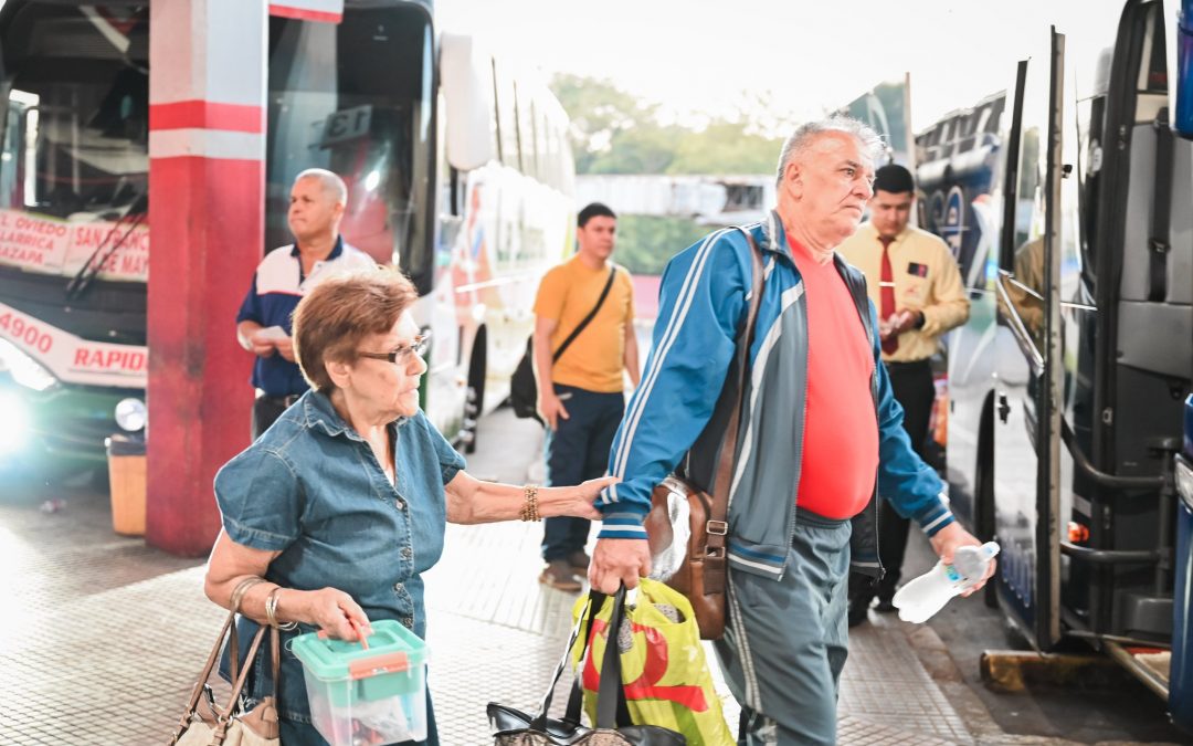 ¡Arrancó el éxodo de pasajeros por Semana Santa!
