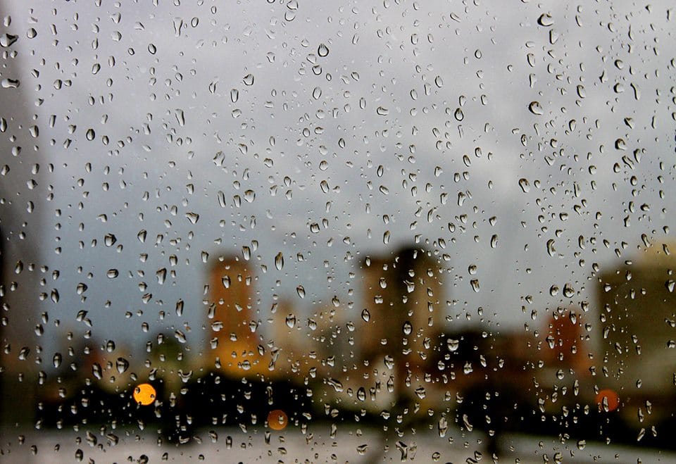 Prevén el ingreso de un frente frío acompañado de lluvias dispersas