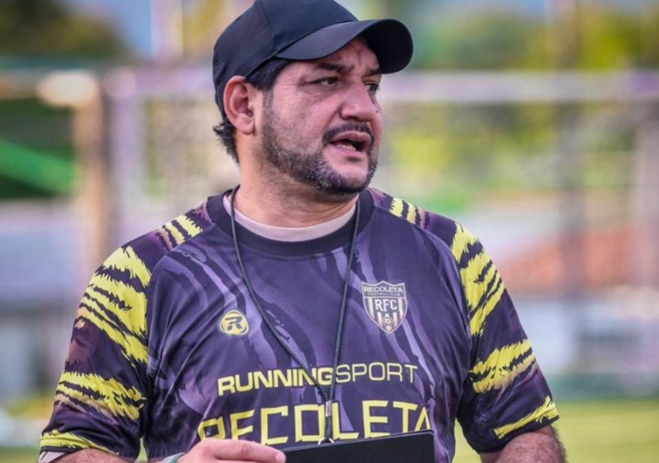 Entrenador de Recoleta: “Dolió la manera en la que nos anularon el gol”