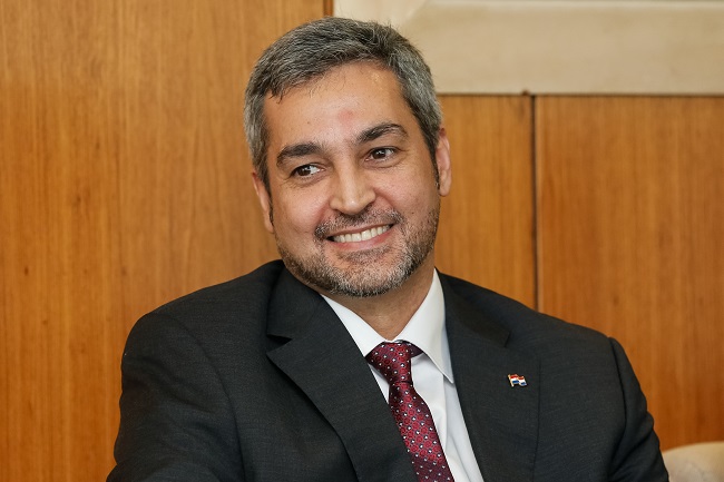 Comisión del Senado dictamina a favor de que Abdo pierda su inmunidad