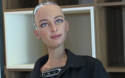 La robot humanoide Sophia prefiere la sopa paraguaya
