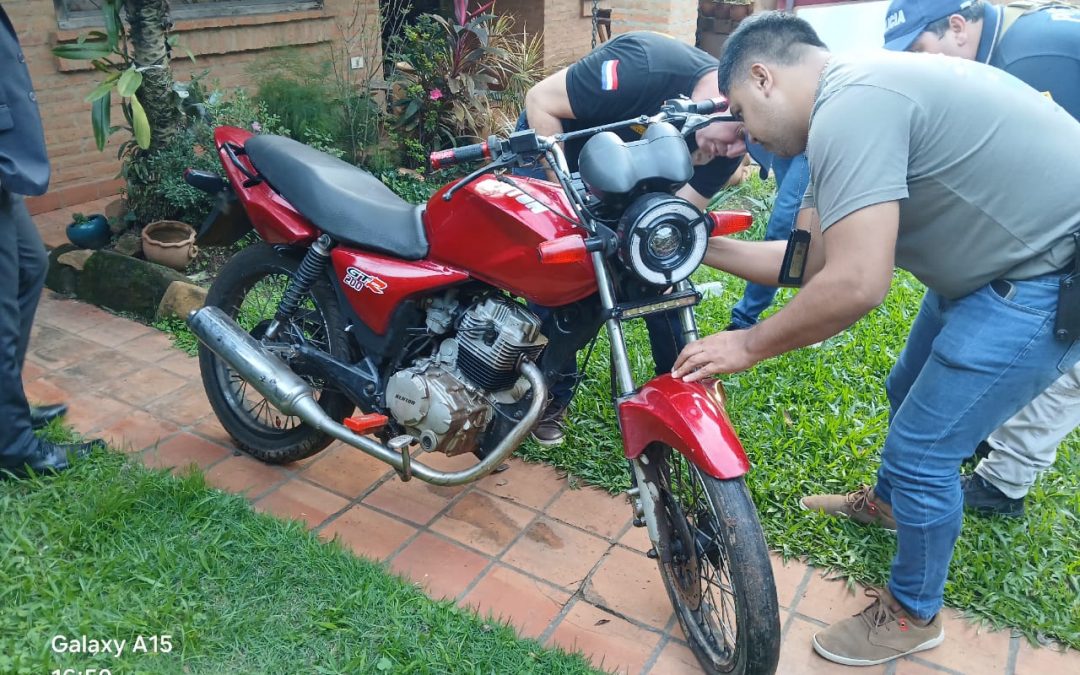 Encuentran motocicleta que utilizaron para trasladar a María Fernanda