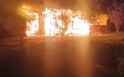Zeballos Cué: dos familias pierden todo tras incendio de sus viviendas