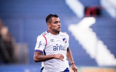 El uruguayo Lucas Morales sería el próximo refuerzo del Decano