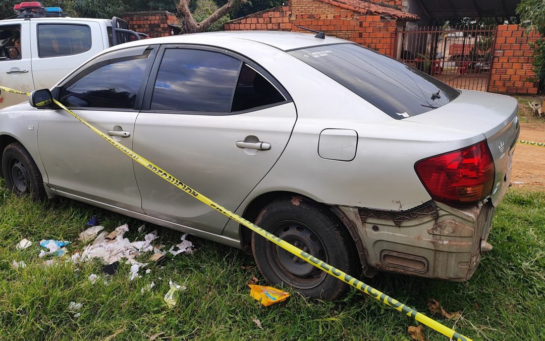 Auto robado en Asunción fue abandonado en Luque
