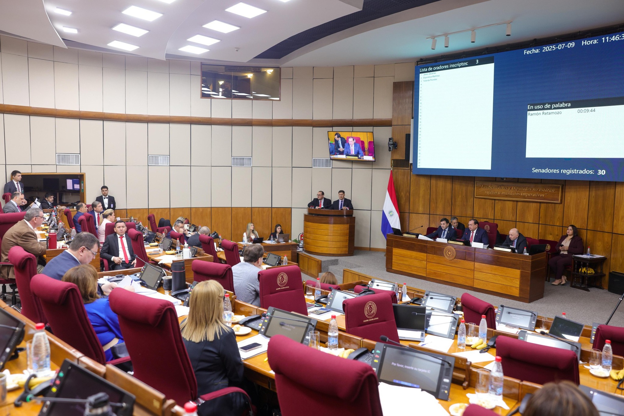 Senado posterga tratamiento del proyecto de cambio de horario. Foto: Senado