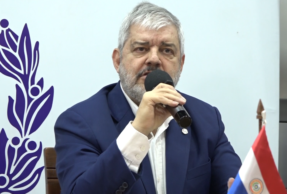 Ministro del Interior explicó el sistema de pago por datos que lleven al EPP