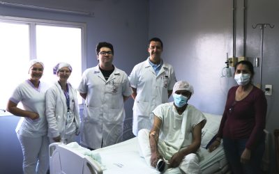 Trasplante de médula ósea mejora la vida de un hombre de 60 años