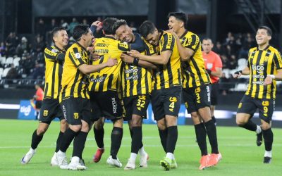 Guaraní gana y acorta distancia con el puntero