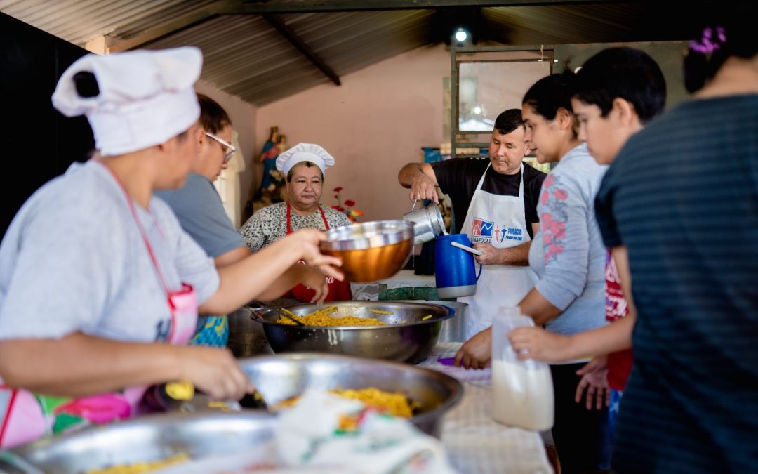 Cena anual del Banco de Alimentos: invitan a llevar comida a la mesa de quienes más lo necesitan