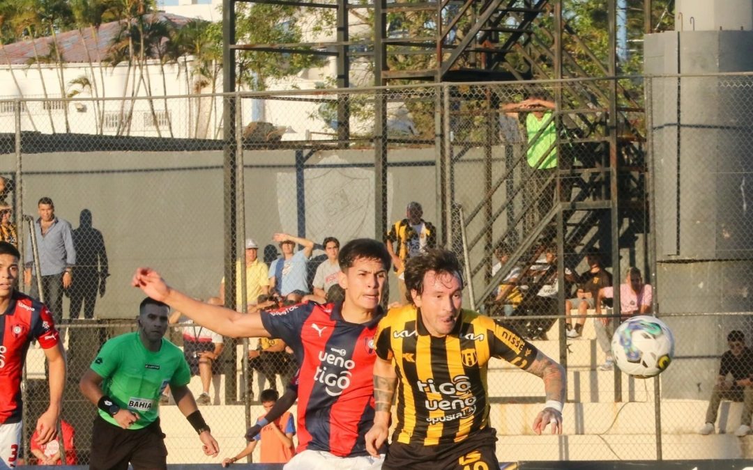 ¡Duelo por la punta! Guaraní recibe a Cerro en La Visera
