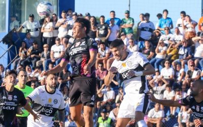 El Decano visita al General con la misión de ganar