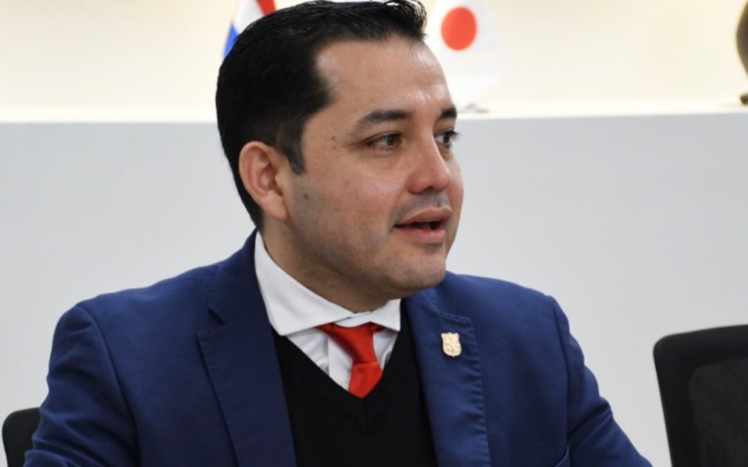 Luis Bello asume al frente de la Municipalidad de Asunción