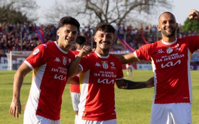 El General mostró su jerarquía ante el Ciclón