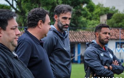Ameliano presentó a Roberto Nanni como nuevo entrenador