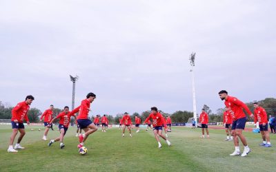 Última movilización albirroja en Ypané previo al viaje a Perú