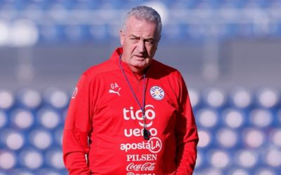 Conocé la probable alineación que pondrá Alfaro para medir a Perú
