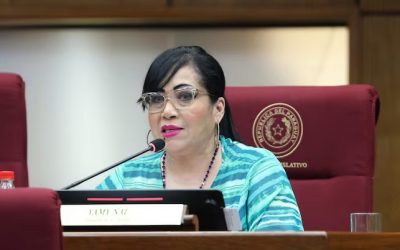 Bancada de Honor Colorado decidió expulsar a “Yami Nal”